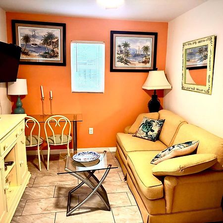 ~ Cozy In-Law Apartment Close To Siesta Key ~ Sarasota Esterno foto